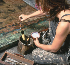Fabienne Arietti dans son atelier